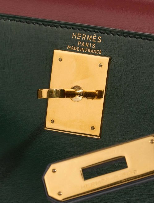 Hermès Kelly 28 VertFonce-RougeH-Indigo Logo  | Sell your designer bag on Saclab.com