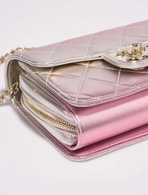 Chanel Timeless SmallFlapBag iridescent signs of wear | Sell your designer bag on Saclab.com