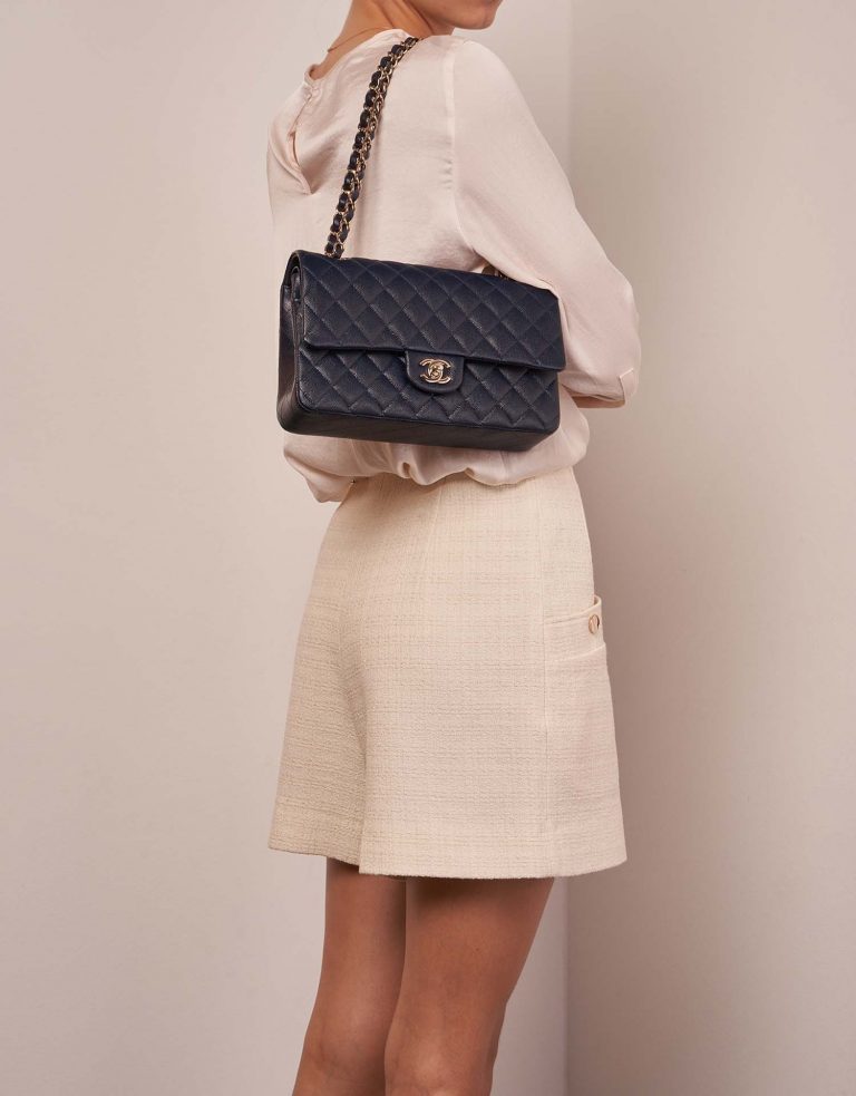 Chanel Timeless Medium Marine 1M | Sell your designer bag on Saclab.com