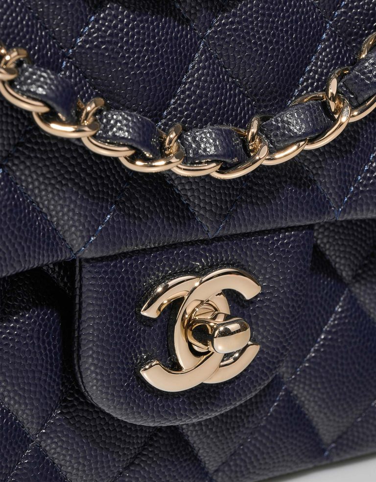 Chanel Timeless Medium Marine Closing System  | Sell your designer bag on Saclab.com