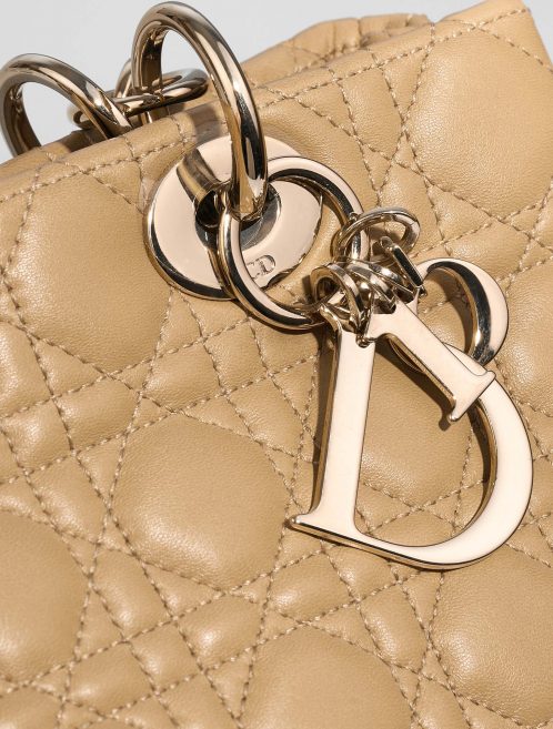 Dior Shopper Small Beige Closing System  | Sell your designer bag on Saclab.com