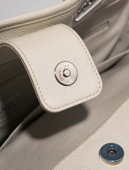 Chanel Deauville Medium White Closing System  | Sell your designer bag on Saclab.com