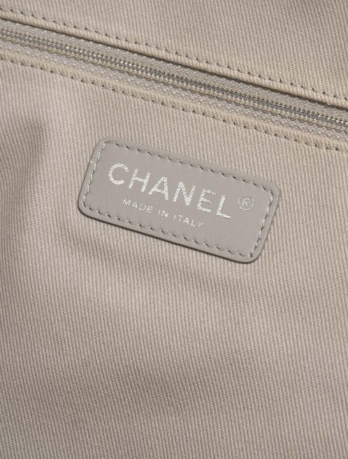 Chanel Deauville Medium White Logo  | Sell your designer bag on Saclab.com