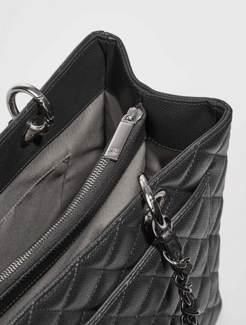 Chanel GST Charcoal Closing System  | Sell your designer bag on Saclab.com