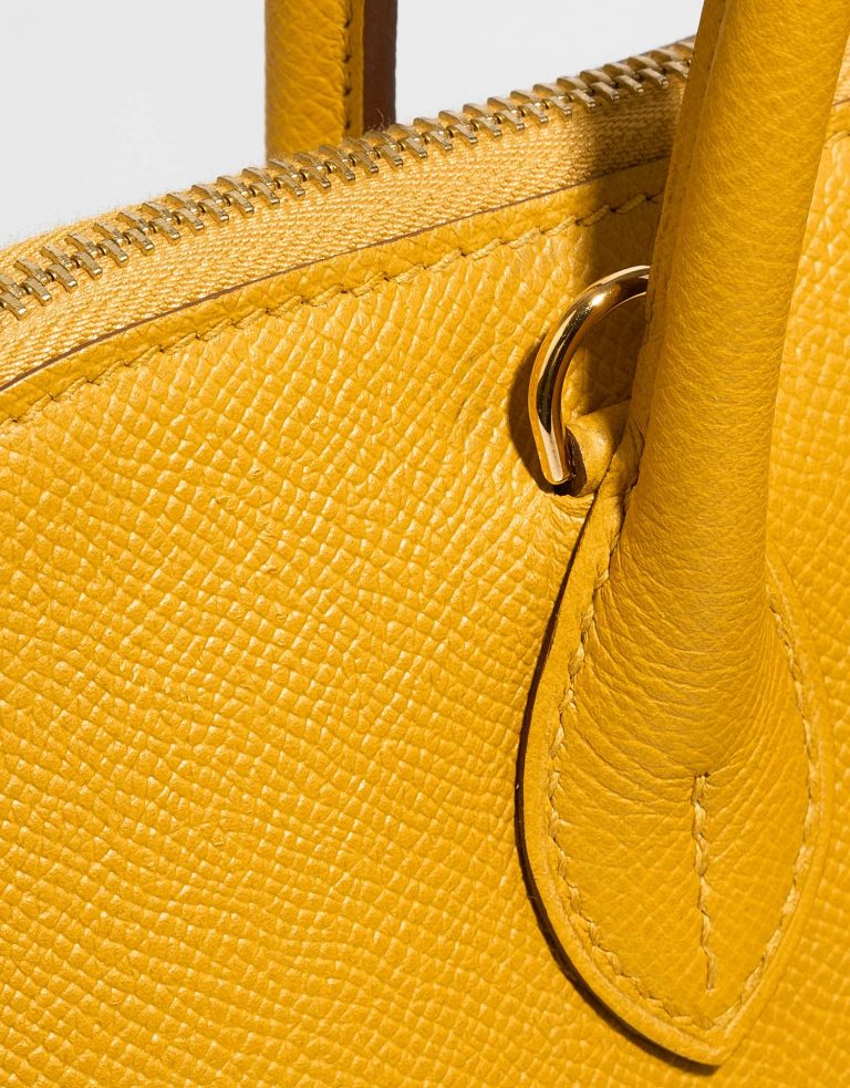 Hermès Bolide 31 JauneAmbre signs of wear | Sell your designer bag on Saclab.com