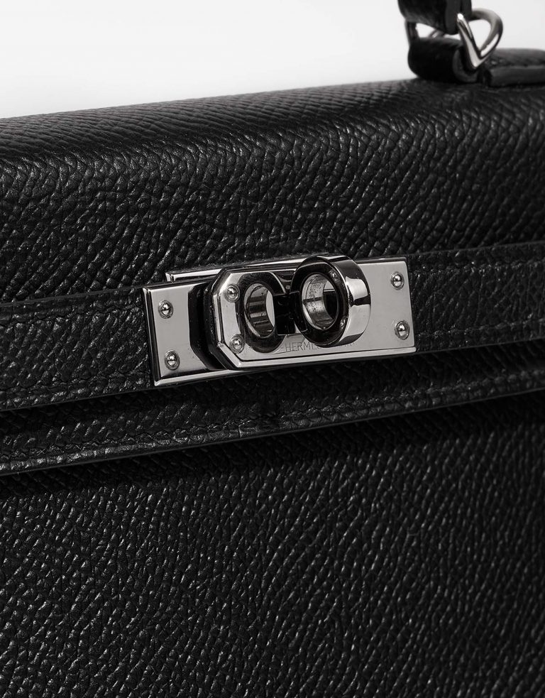 Hermès Kelly Mini Black Closing System  | Sell your designer bag on Saclab.com
