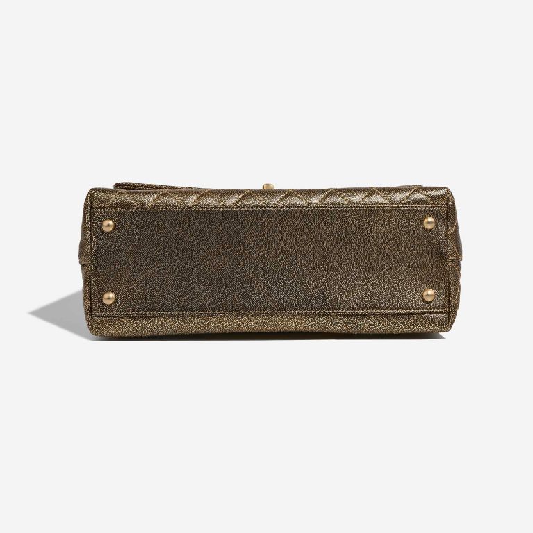 Chanel TimelessHandle Medium Gold-Black Bottom  | Sell your designer bag on Saclab.com