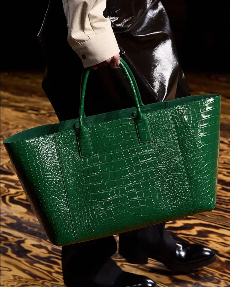 Fall/Winter 2024 Large Exotic Green Tote. Image: Launchmetrics Spotlight