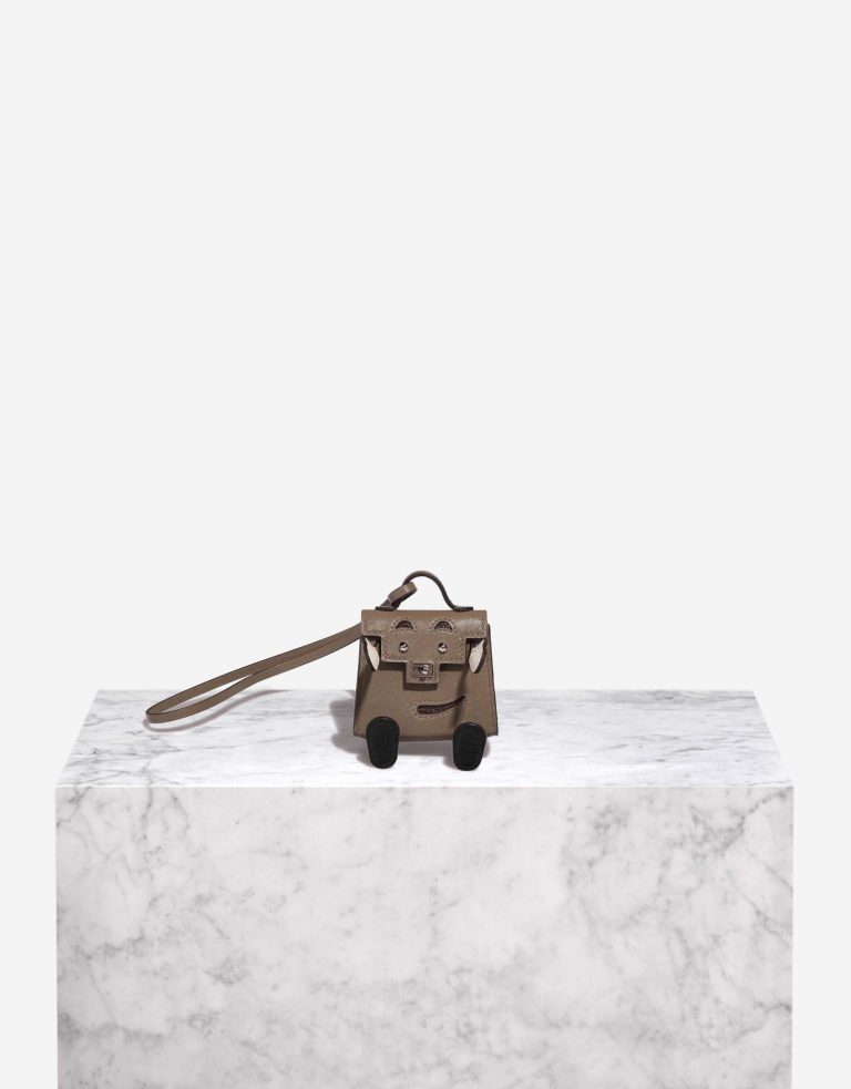 Pre-owned Hermès bag Kelly Doll Bag Charm Swift Étoupe Brown | Sell your designer bag on Saclab.com