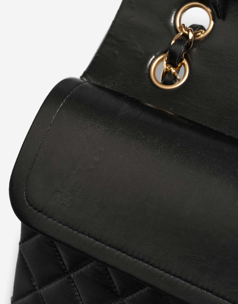 Chanel Timeless Medium Black signs of wear | Sell your designer bag on Saclab.com