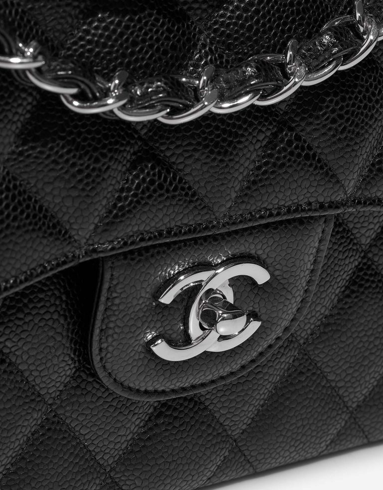 Chanel Timeless Jumbo Black Closing System  | Sell your designer bag on Saclab.com