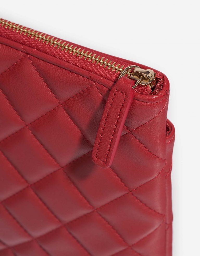 Chanel Timeless Clutch Lamb Red Closing System | Sell your designer bag