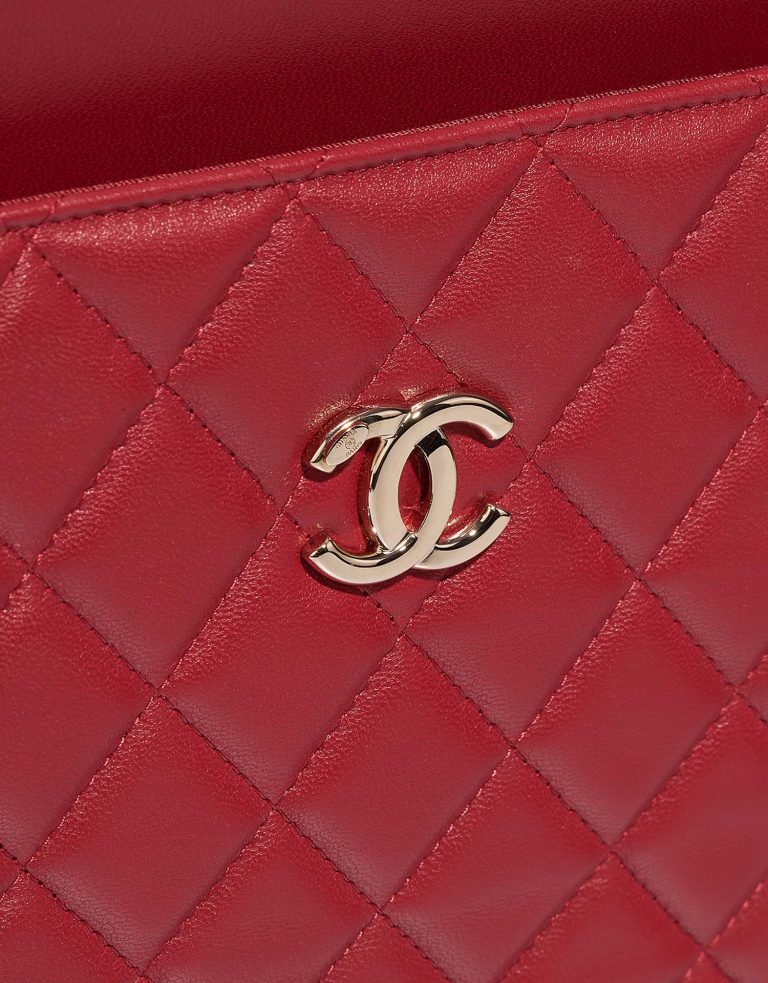 Chanel Timeless Clutch Lamb Red Closing System | Sell your designer bag