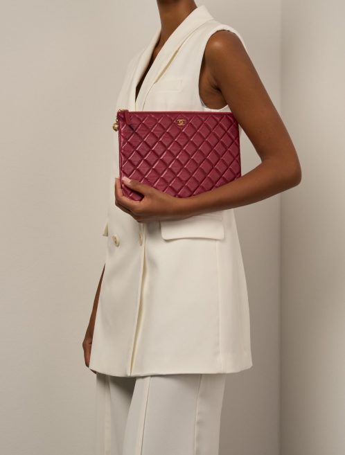 Chanel Timeless Clutch Red Sizes Worn | Sell your designer bag on Saclab.com