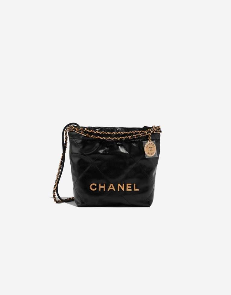 Chanel 22 Mini Black Front  | Sell your designer bag on Saclab.com