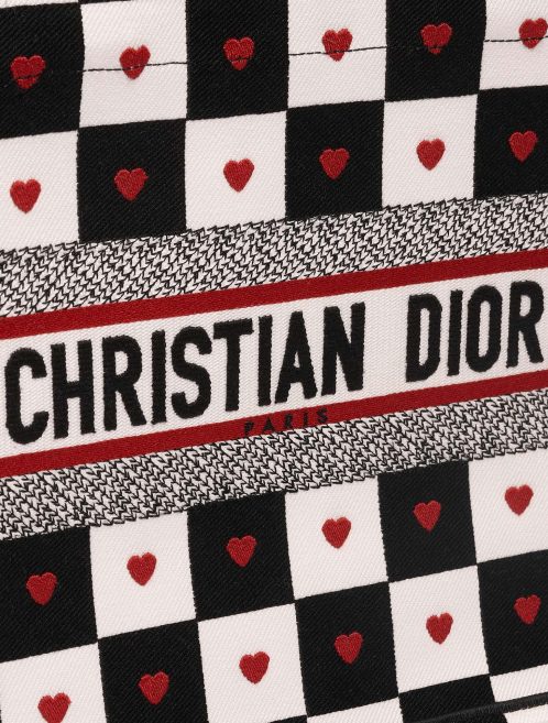 Dior BookTote Small Black-White-Red Closing System  | Sell your designer bag on Saclab.com