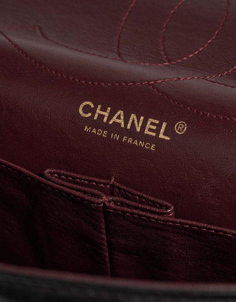 Chanel 255 227 Black Logo  | Sell your designer bag on Saclab.com