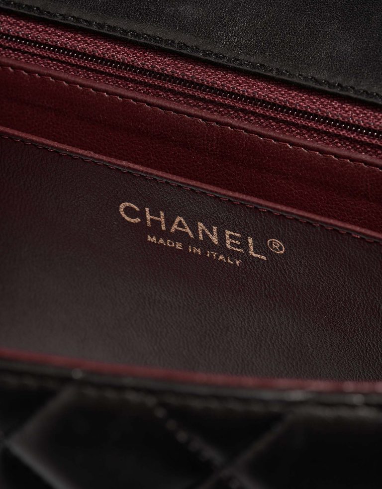 Chanel Timeless Maxi Black Logo  | Sell your designer bag on Saclab.com