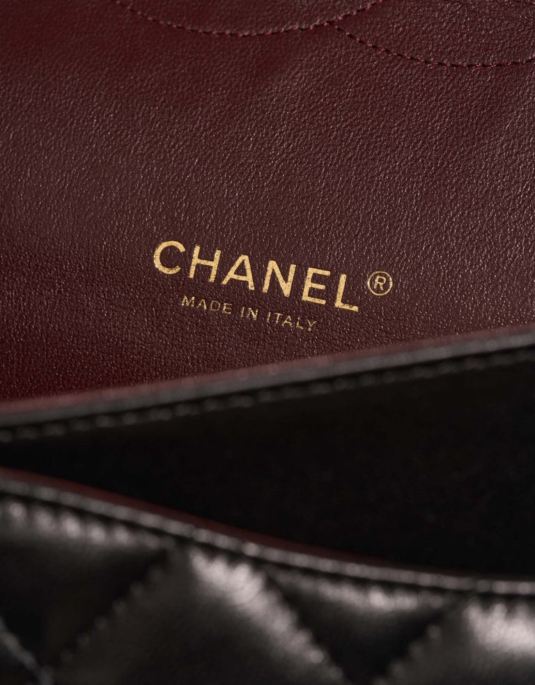 Chanel Timeless Maxi Black Logo  | Sell your designer bag on Saclab.com