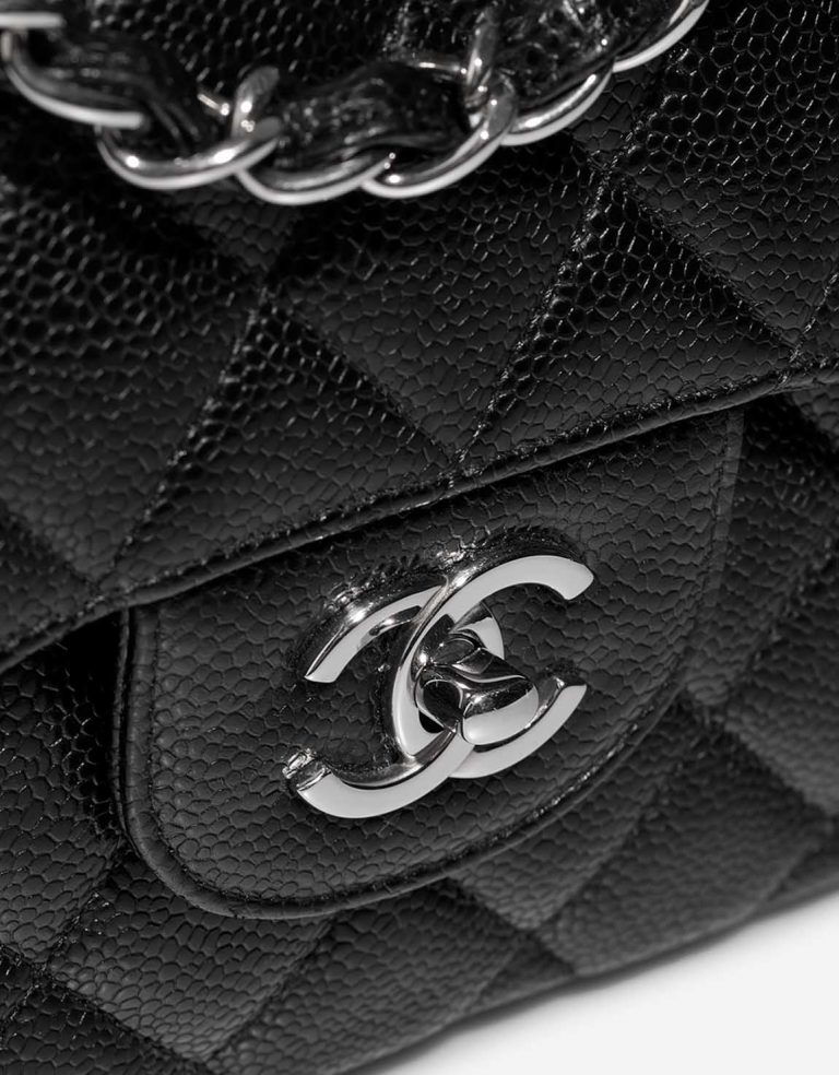 Pre-owned Chanel bag Timeless Jumbo Caviar Black Black | Sell your designer bag on Saclab.com