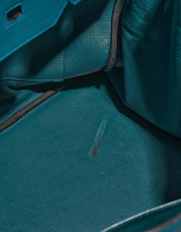 Hermès Birkin 40 Cobalt signs of wear| Sell your designer bag on Saclab.com