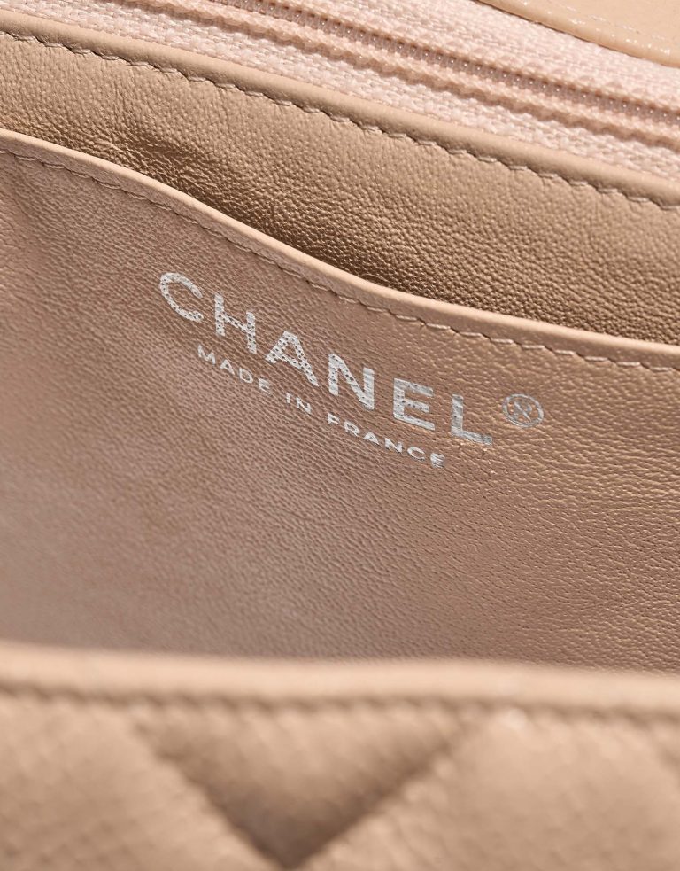Chanel Timeless Jumbo Beige Logo  | Sell your designer bag on Saclab.com