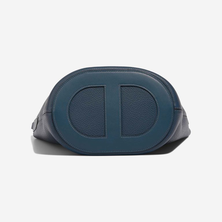 Hermès InTheLoop 23 BleuDePrusse Bottom  | Sell your designer bag on Saclab.com