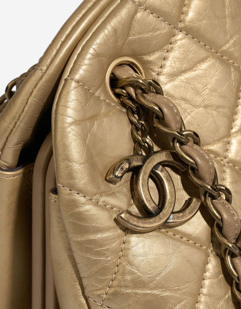 Chanel BowlingMademoiselle Large Gold Closing System  | Sell your designer bag on Saclab.com