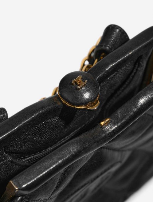 Chanel TimelessBeltBag OneSize Black Closing System  | Sell your designer bag on Saclab.com