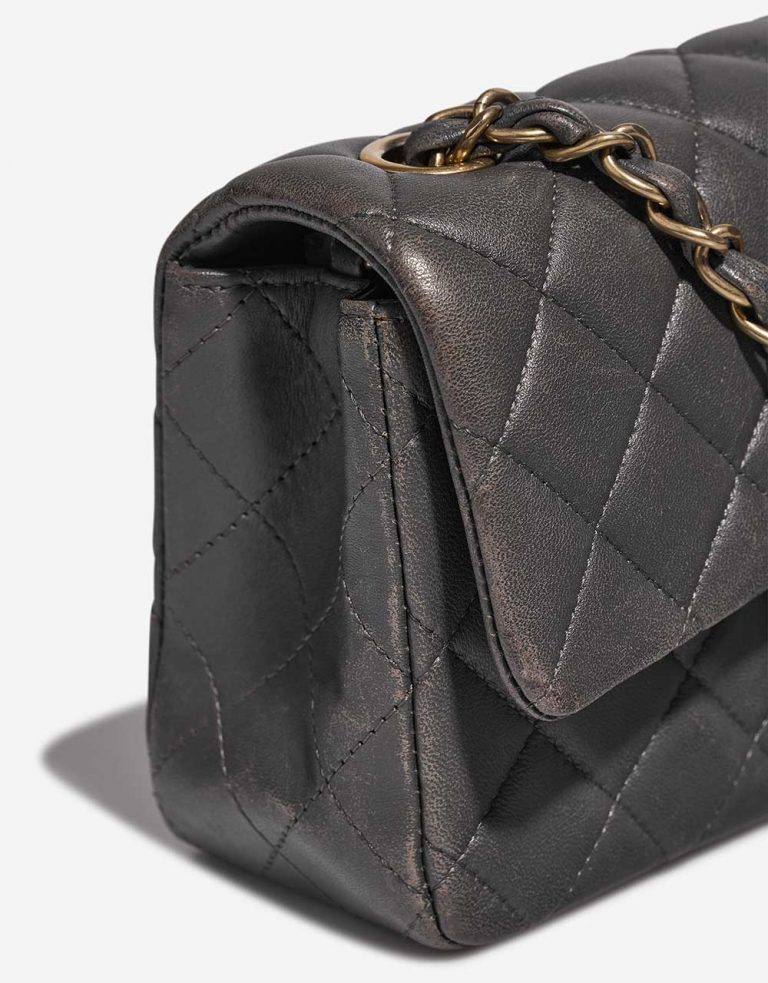 Chanel Timeless Mini Rectangular Lamb Anthracite Signs of wear | Sell your designer bag