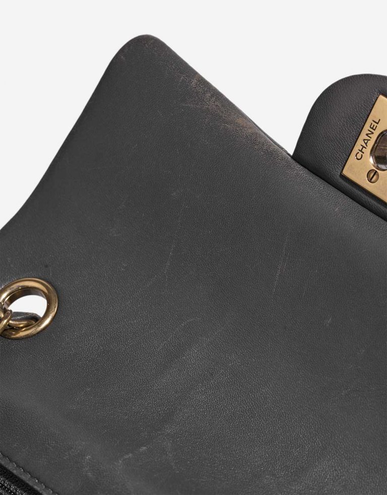 Chanel Timeless Mini Rectangular Lamb Anthracite Signs of wear | Sell your designer bag