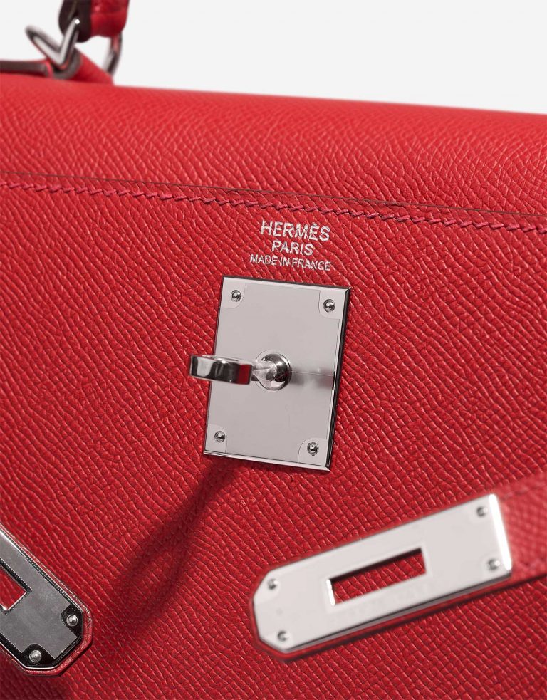Hermès Kelly 32 RougeCasaque Logo  | Sell your designer bag on Saclab.com