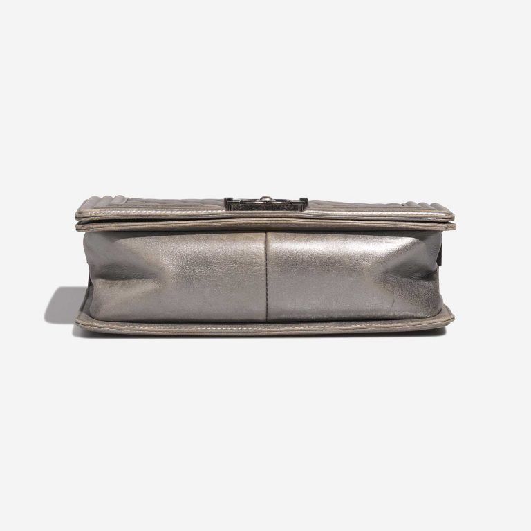 Chanel Boy NewMedium Silver Bottom  | Sell your designer bag on Saclab.com