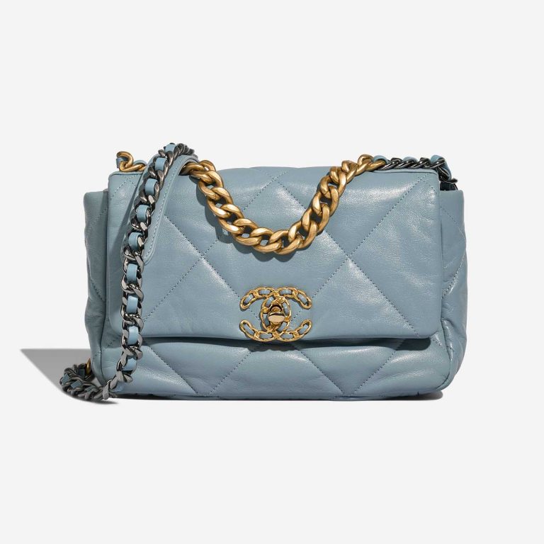 Chanel 19 Medium LightBlue Front  S | Sell your designer bag on Saclab.com
