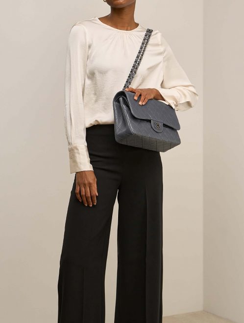 Chanel Timeless Jumbo BluishGrey on Model | Sell your designer bag on Saclab.com