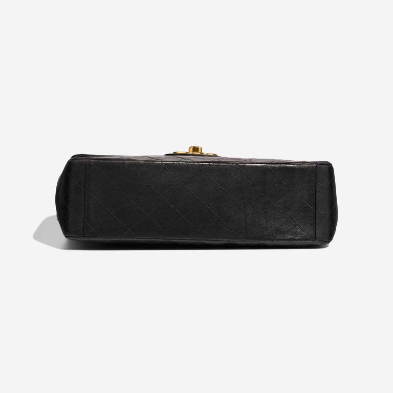 Chanel Timeless Maxi Black Bottom  | Sell your designer bag on Saclab.com