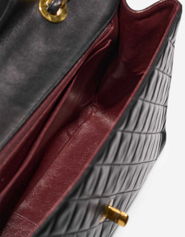 Chanel Timeless Maxi Black Inside  | Sell your designer bag on Saclab.com