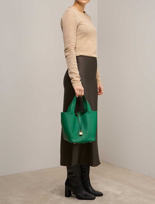 Hermès Picotin 22 Taurillon Clémence Vert Jade on Model | Sell your designer bag