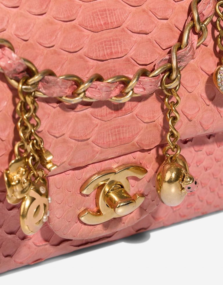 Chanel Timeless MiniRectangular DustyPink Closing System  | Sell your designer bag on Saclab.com