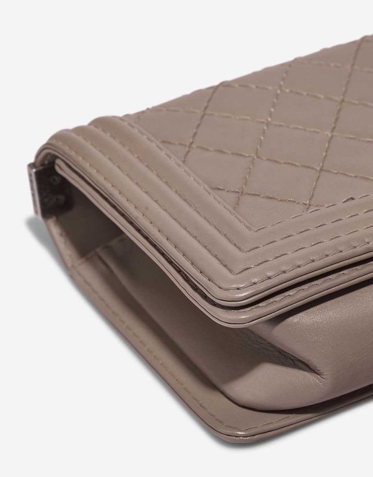 Chanel Boy New Medium Lamb Taupe Signs of wear | Sell your designer bag