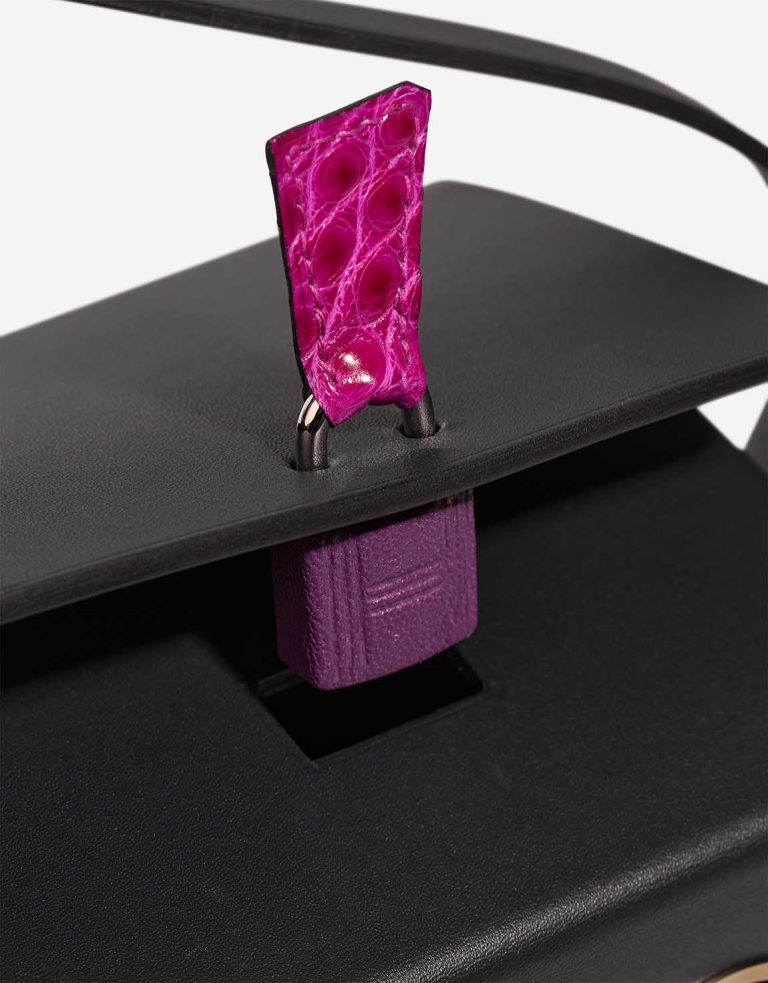Hermès Minaudière Cube Robot Petite H Closing System | Sell your designer bag