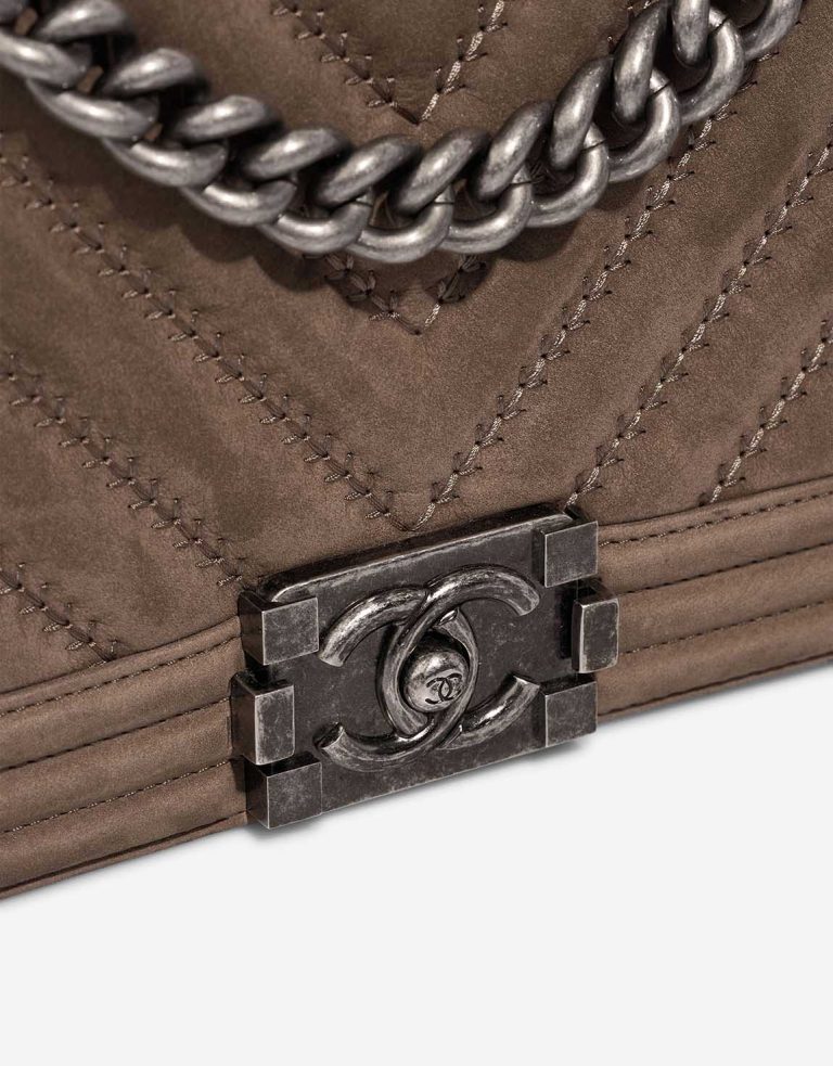 Chanel Boy Old Medium Suede Brown Closing System | Sell your designer bag