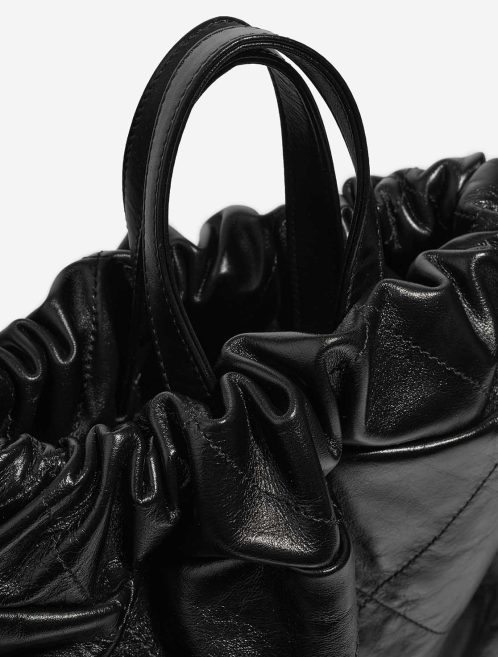 Chanel 22 Backpack Lamb Black Closing System | Sell your designer bag