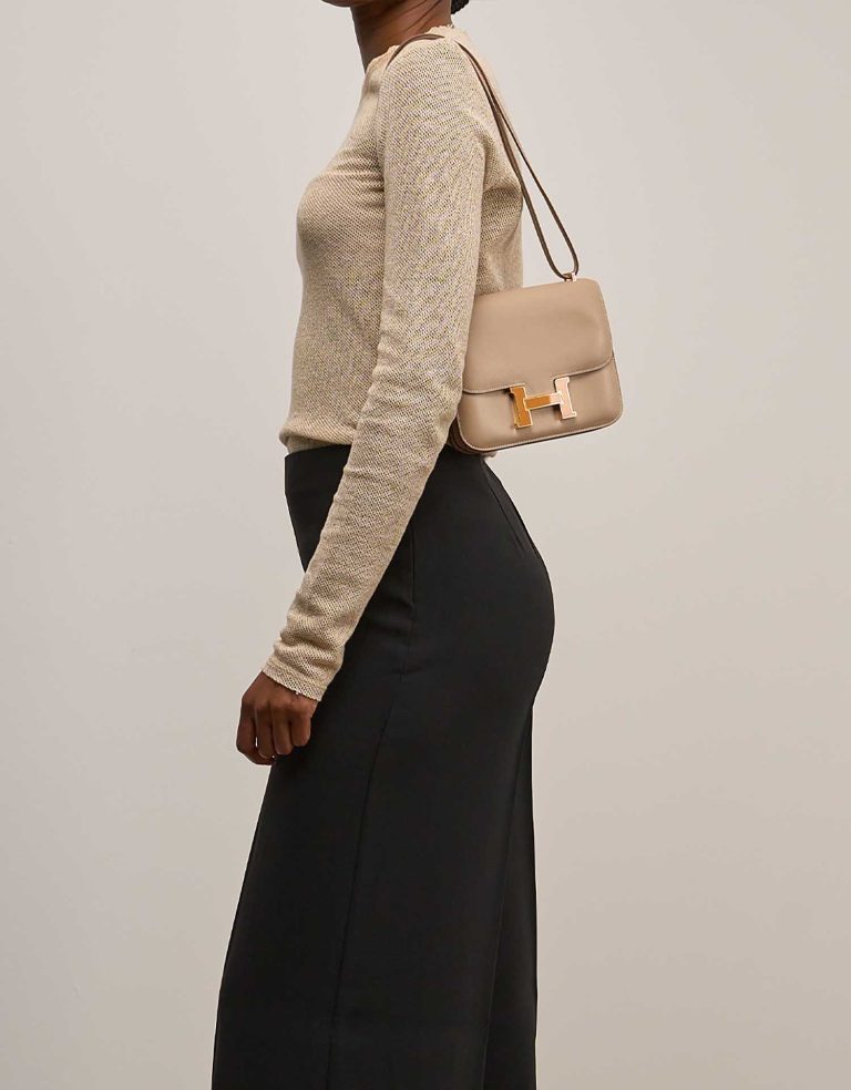 Hermès Constance 18 Swift Biscuit / Moutarde Front | Sell your designer bag