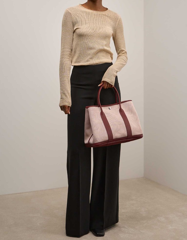 Hermès Garden Party 36 Toile / Veau Négonda Rouge H / Écru Front | Sell your designer bag
