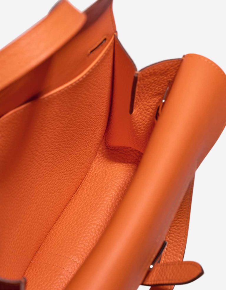 Hermès Halzan 25 Taurillon Clémence Orange Minium Inside | Sell your designer bag
