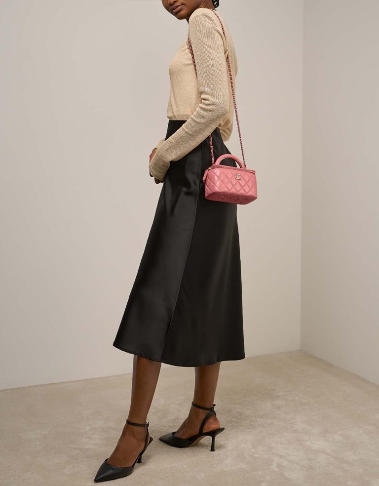Chanel Vanity Small Blush on Model | Sell your designer bag