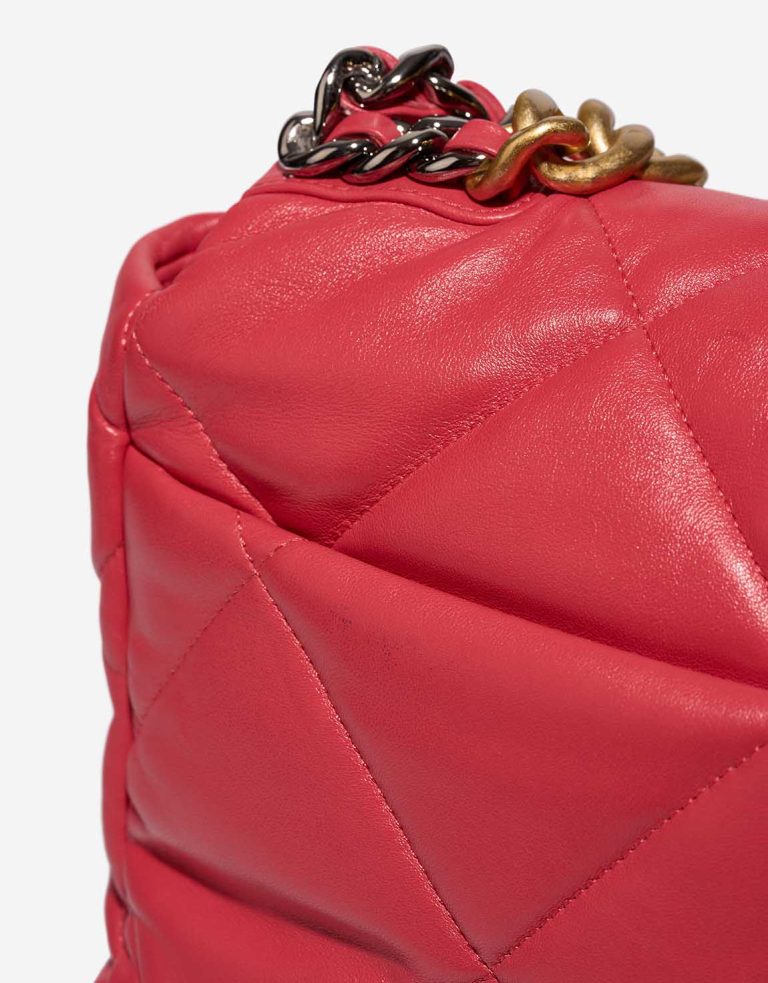 Chanel 19 Large Flap Bag Lamb Coral Red Signs of wear | Sell your designer bag