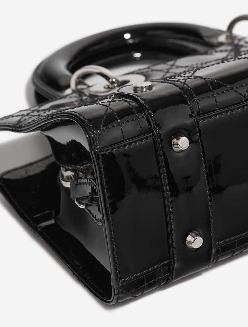 Dior Lady Medium Patent Black Signs of wear | Sell your designer bag