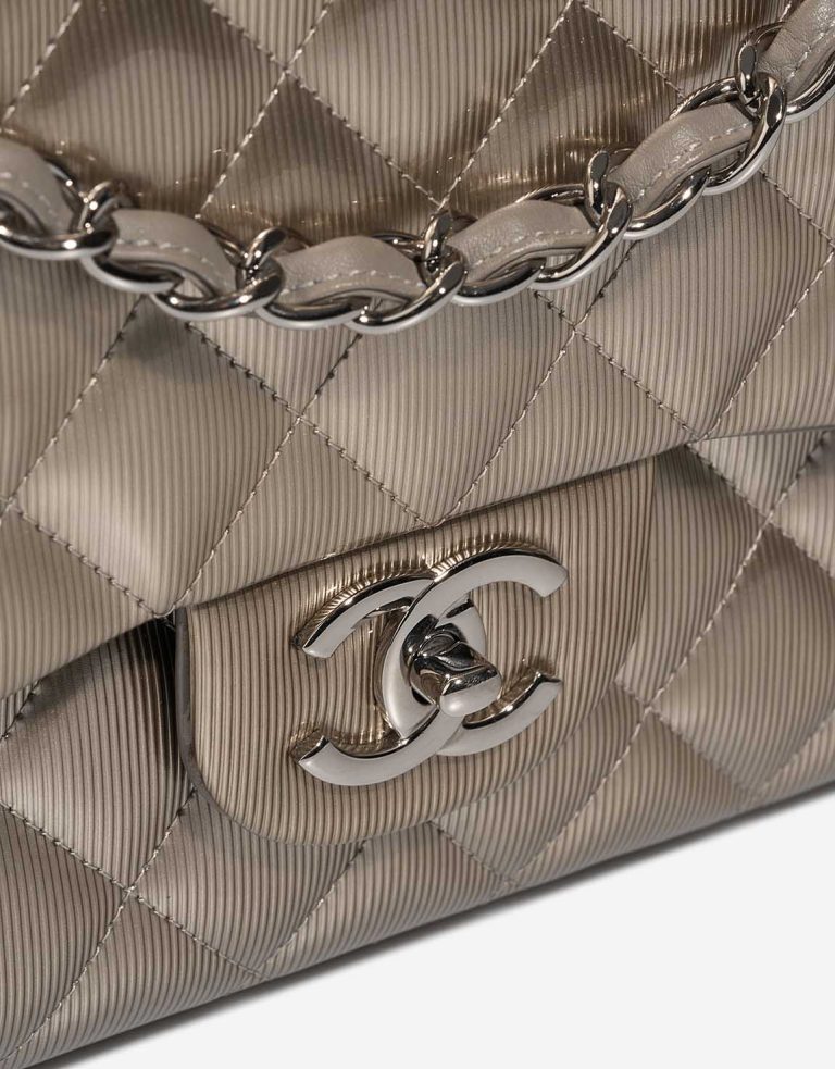 Chanel Timeless Maxi PVC / Lamb Silver / Grey Closing System | Sell your designer bag